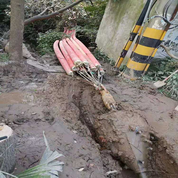 海城拖拉管